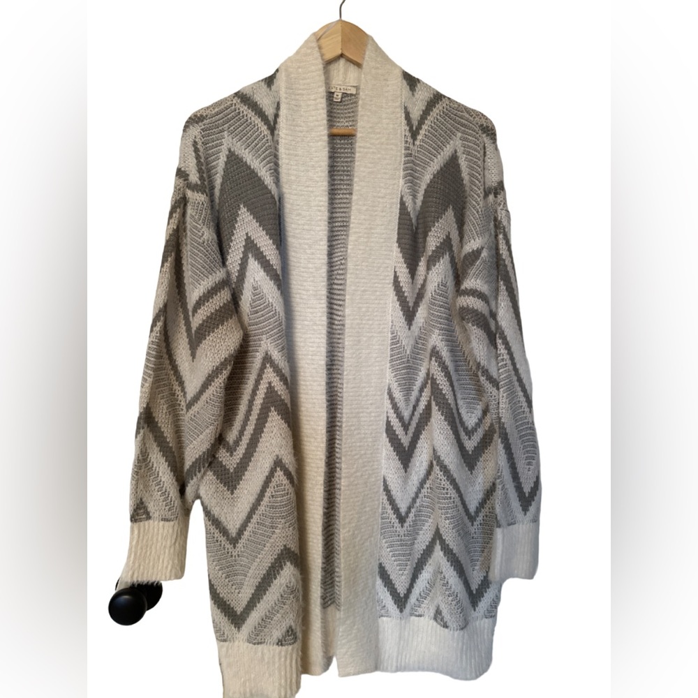 Kate & Sam sweater wrap w belt